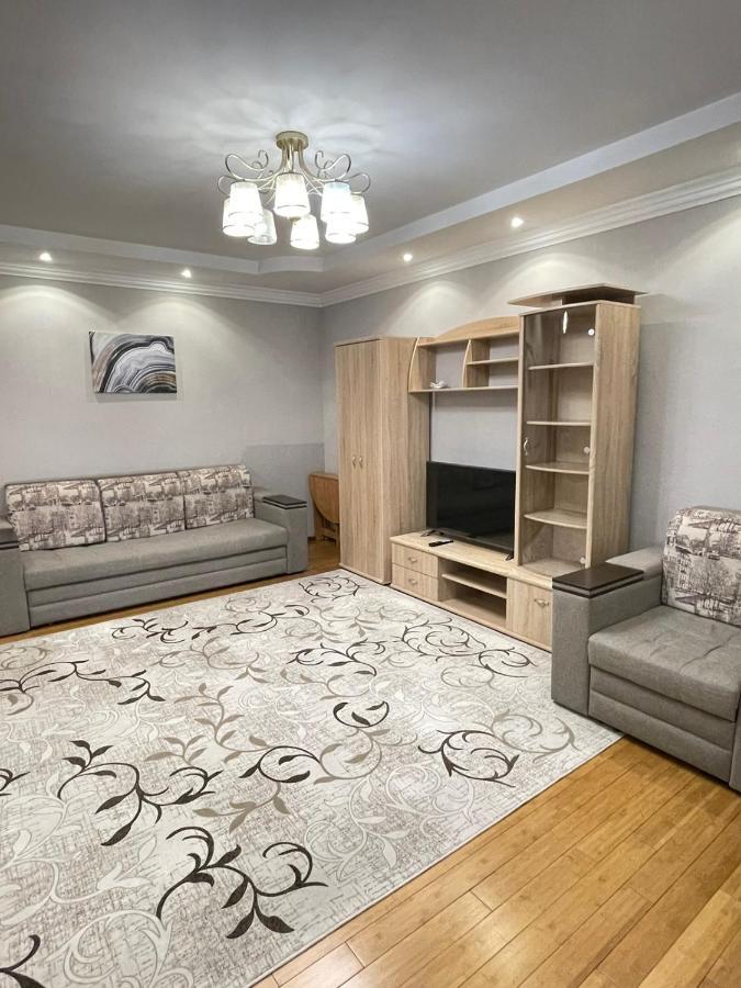 книжный Apartment *